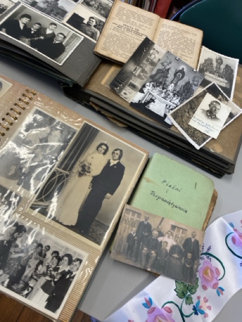 stare zdjęcia z rodzinnych archiwów projektu