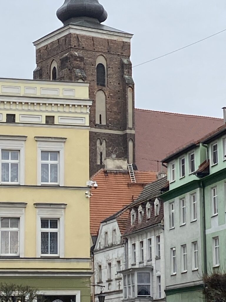 fragment budynków zabytkowych w rynku