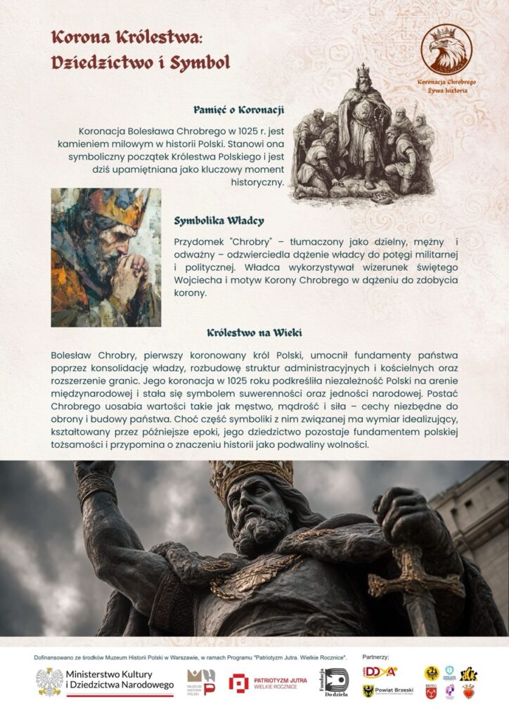 Plansza prezentuje znaczenie insygniów królewskich, ciągłość władzy od Piastów po Jagiellonów i symbolikę korony jako znaku suwerenności Polski.